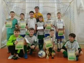 футбольна команда Ніка