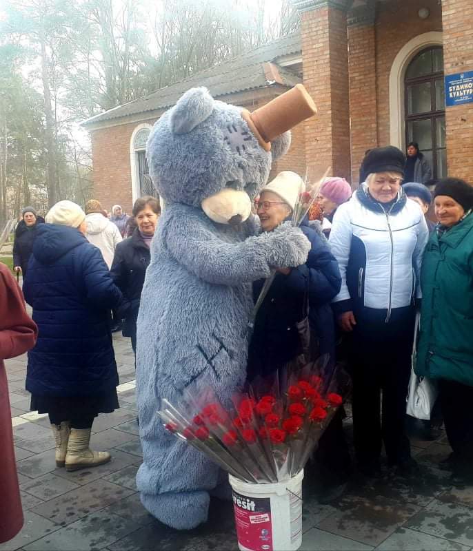 Терцентр_вітання 8 березня10