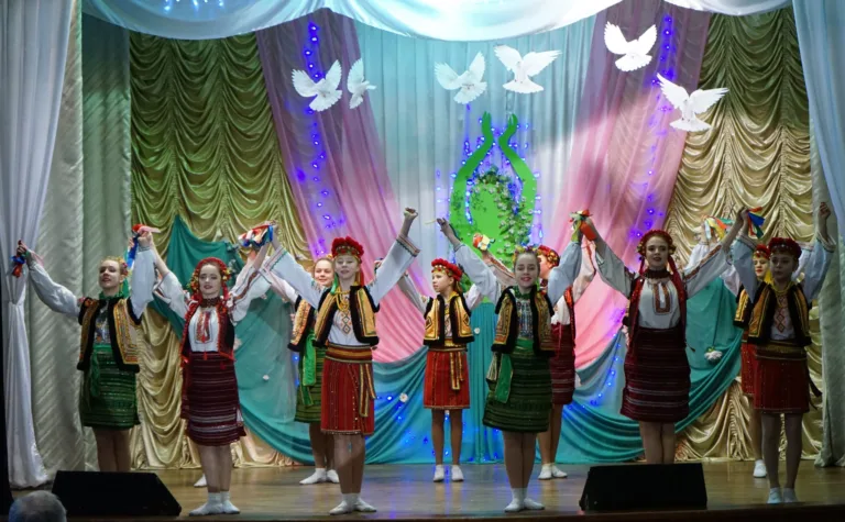 Свято жінок 8 березня (51)