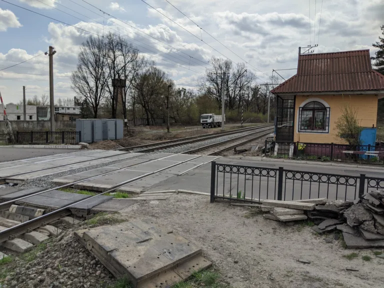 Залізничний переїзд Яблунька2