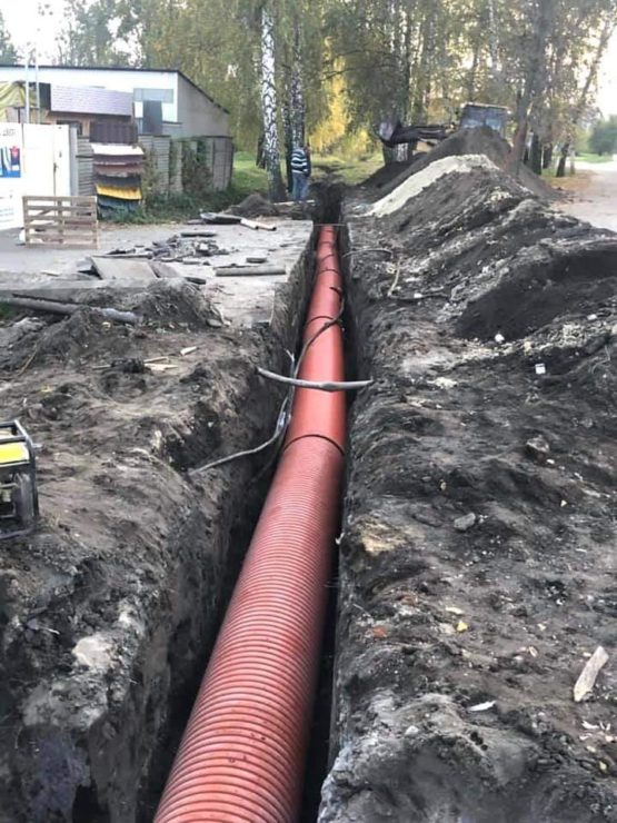 Триває капітальний ремонт дощової каналізації по вулиці Горького
