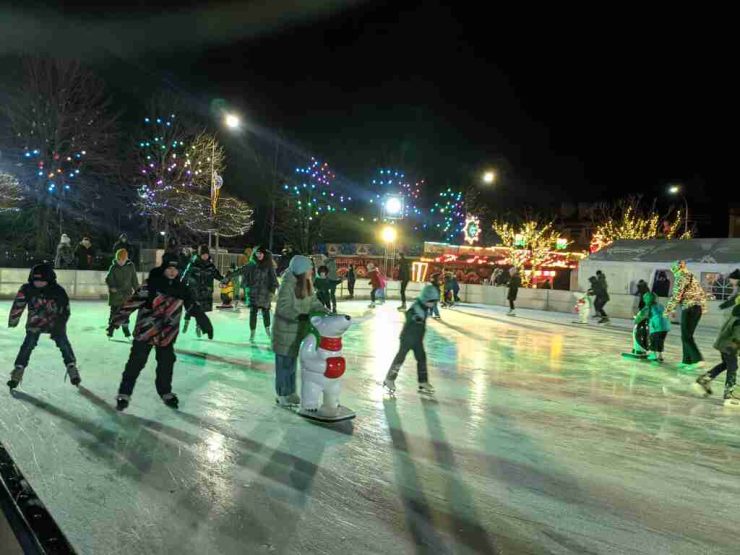 Католицьке Різдво на Київській площі (ФОТО)