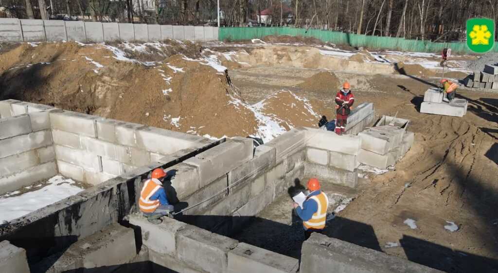 Новини з будівельного майданчика школи № 1 Бучі (ФОТО, ВІДЕО)
