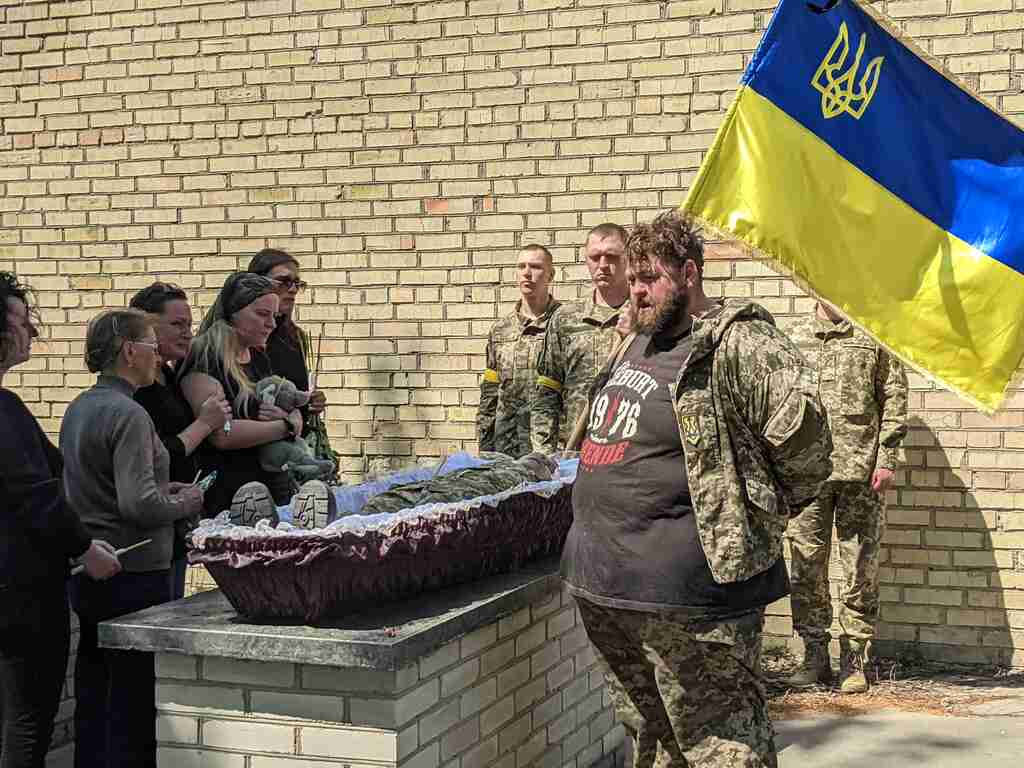 У Бучі навіки попрощалися з Героєм Максимом Яровенко (ФОТО)