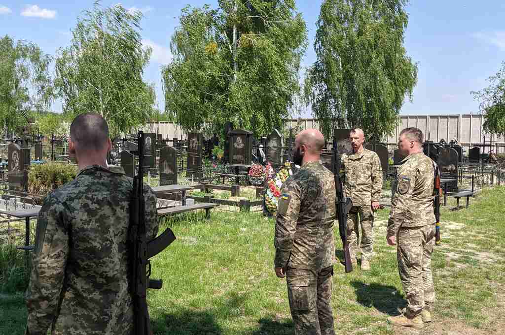 У Бучі навіки попрощалися з Героєм Максимом Яровенко (ФОТО)
