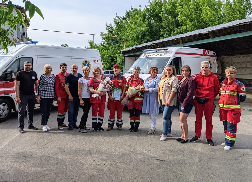 Привітали медпрацівників Бучанської громади з їх святом (ФОТО)