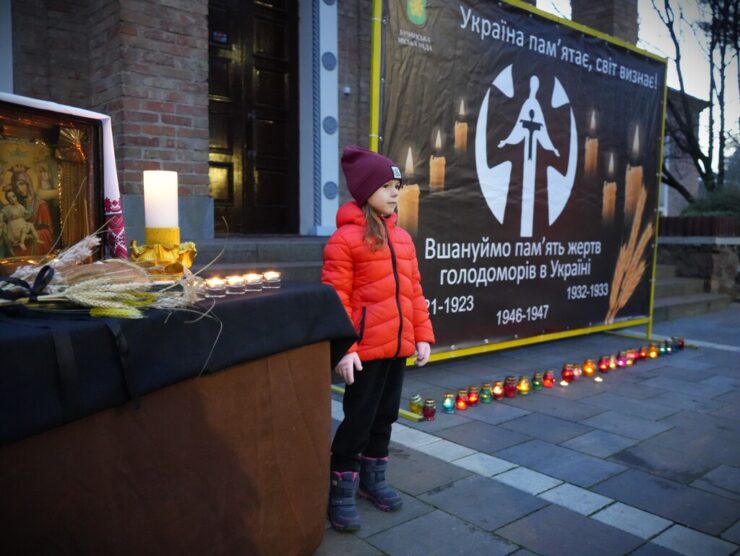 90-ті роковини страшного злочину: Україна і світ вшановують жертв Голодомору