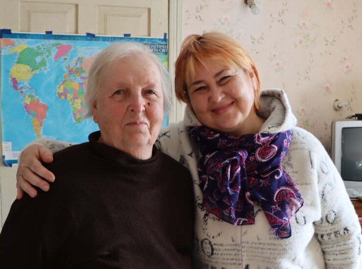 Тетяна Волинська з підопічною