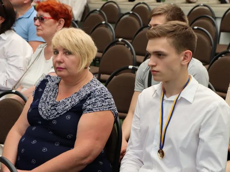 Медалістів Бучанської громади урочисто нагородили