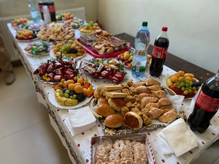 пригощання для гостей