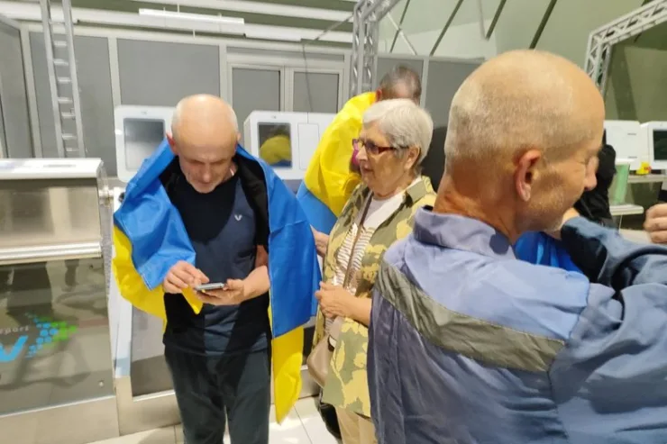 Залишився українцем на території «ДНР»: Валерій Матюшенко повернувся після семи років полону