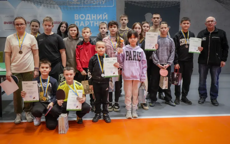 7 золотих, 6 срібних та 3 бронзових медалей на турнірі з настільного тенісу: Бучанська ДЮСШ  