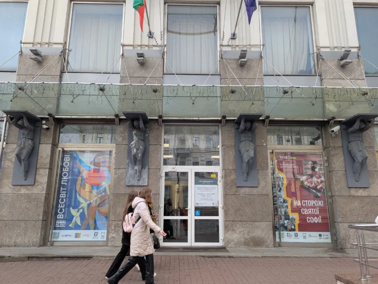 ORIGAMI for UKRAINE – мистецький проєкт у столиці на підтримку поранених захисників