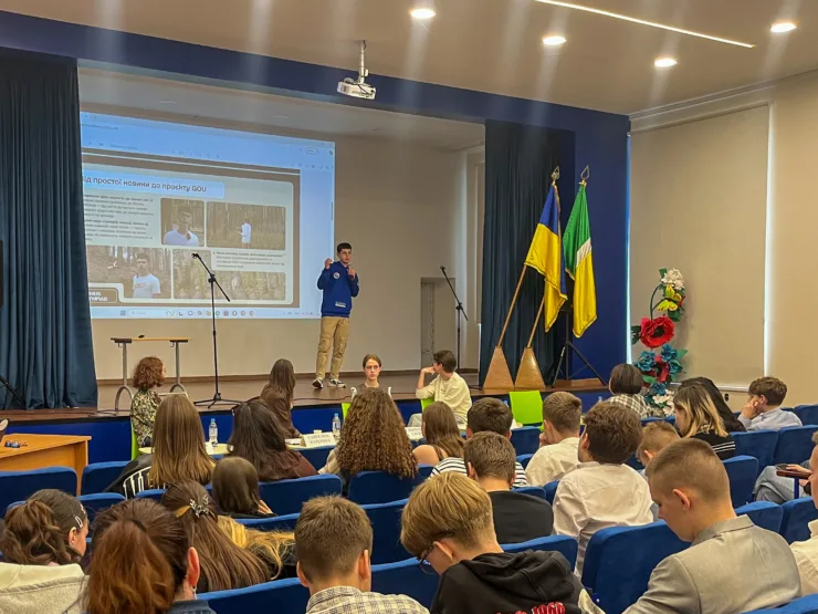 Успіх починається зі школи: активна молодь з Бучі