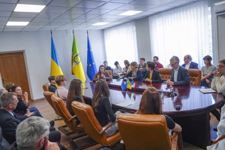 культурними діячами Франції