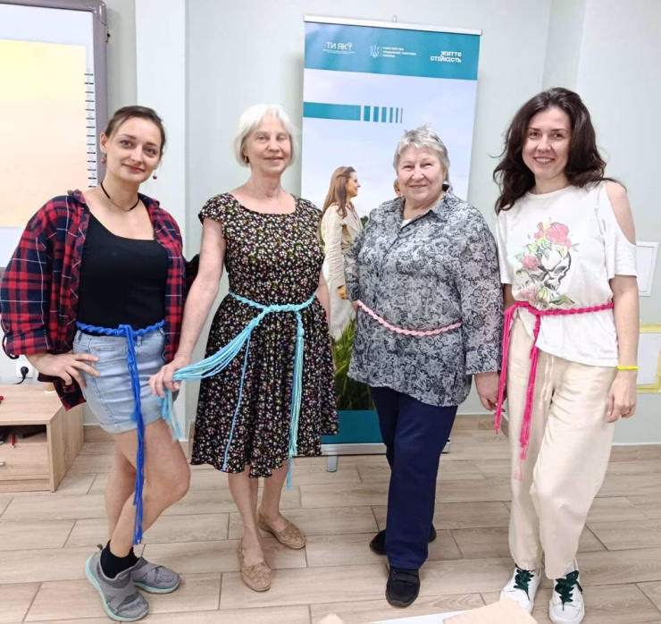 П’ятничні посиденьки у центрі життєстійкості Бучі: корисні, цікаві, заспокійливі