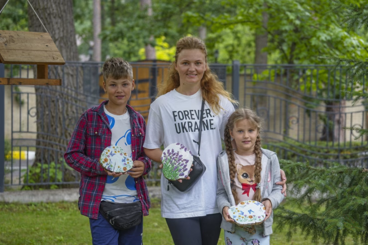 Анастасія Крушинська розповіла про чоловіка-Героя і проєкт «Мистецтво лікує» (фото)